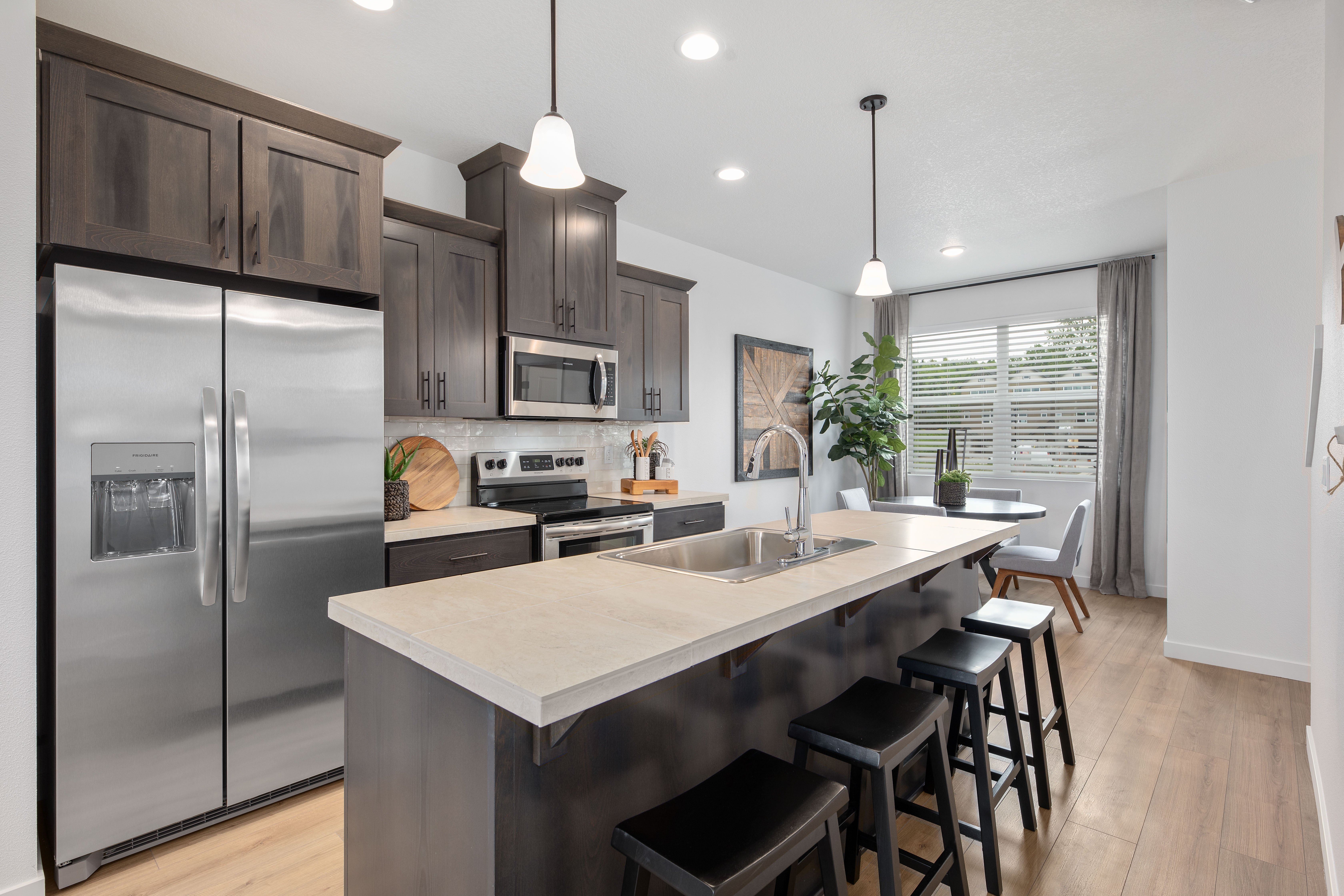 GL-Bldg 2-4-1443-119 SW Hewitt Ave 21