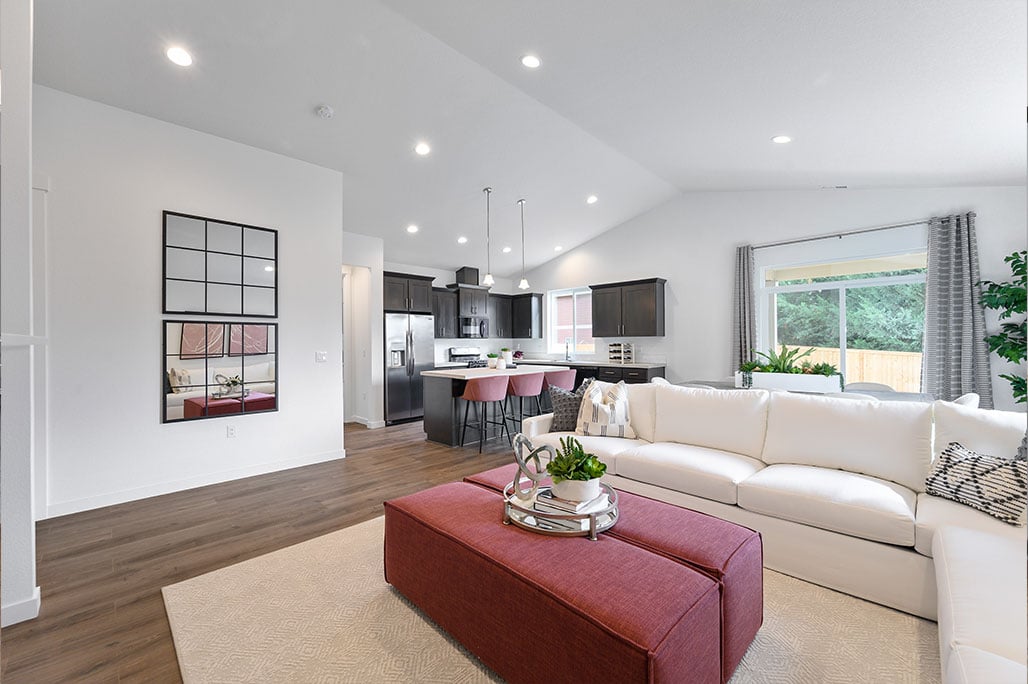 Great-room-and-kitchen-of-new-home