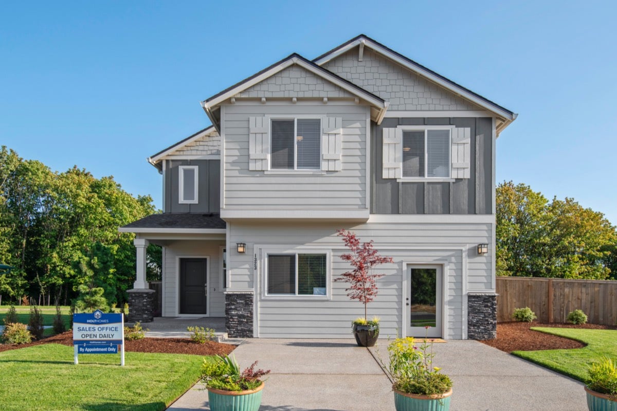 TC63-1670A-1323-106 - Featured Floor Plan 1670